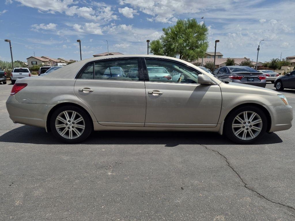 Toyota Avalon  2006