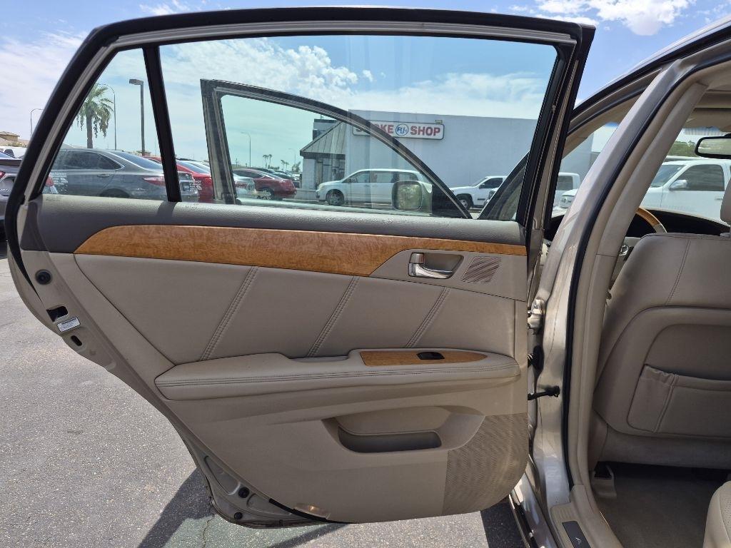 Toyota Avalon  2006