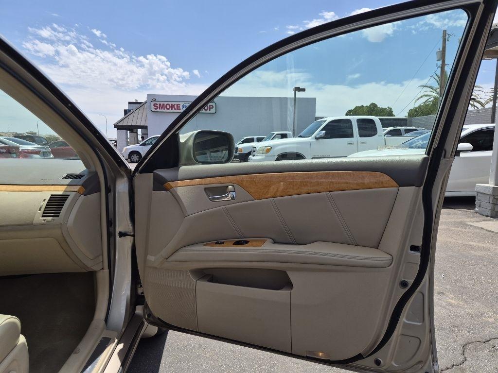 Toyota Avalon  2006