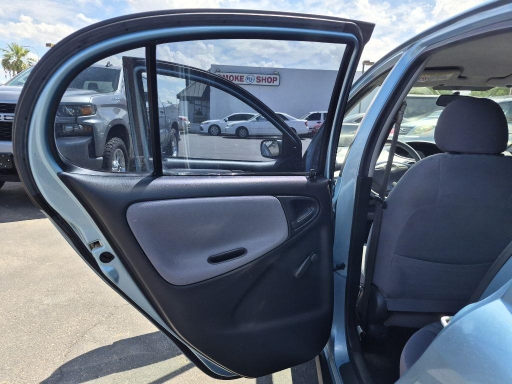 Toyota ECHO  2001