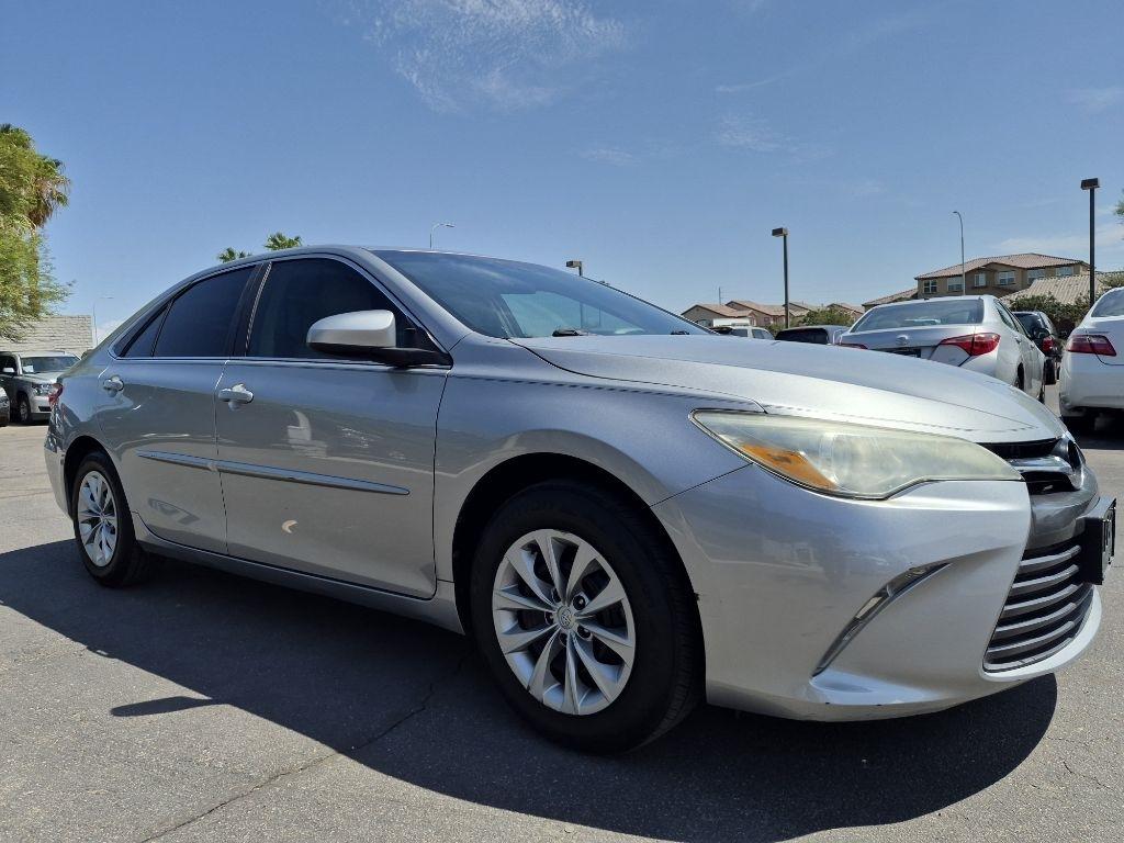 Toyota Camry  2017