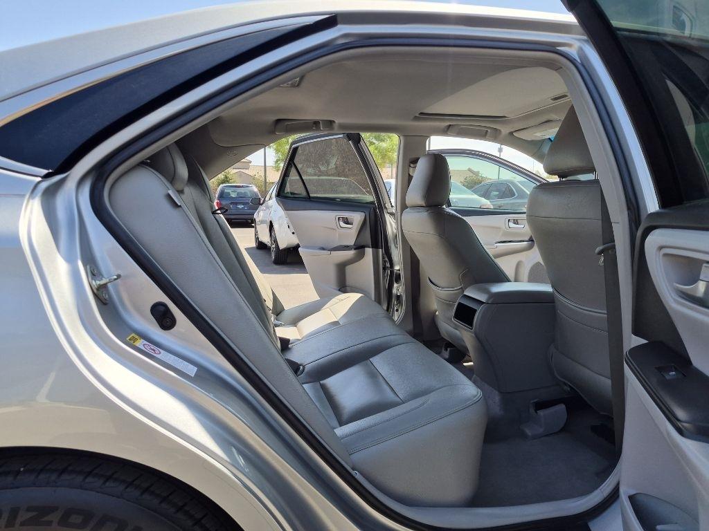 Toyota Camry  2017