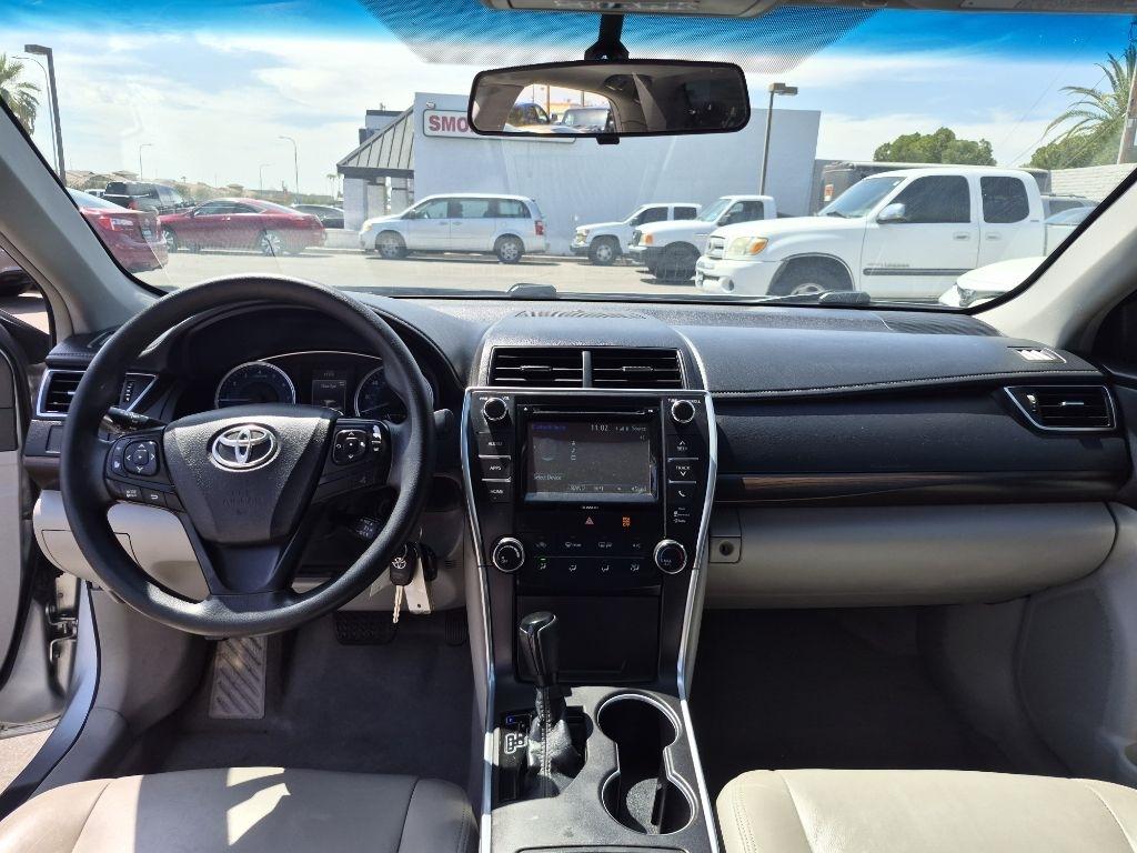 Toyota Camry  2017