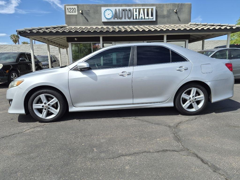 Toyota Camry  2012