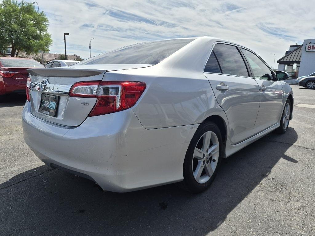 Toyota Camry  2012