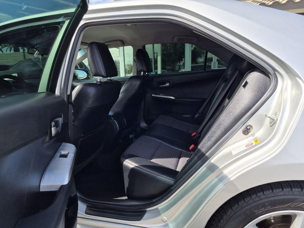 Toyota Camry  2012