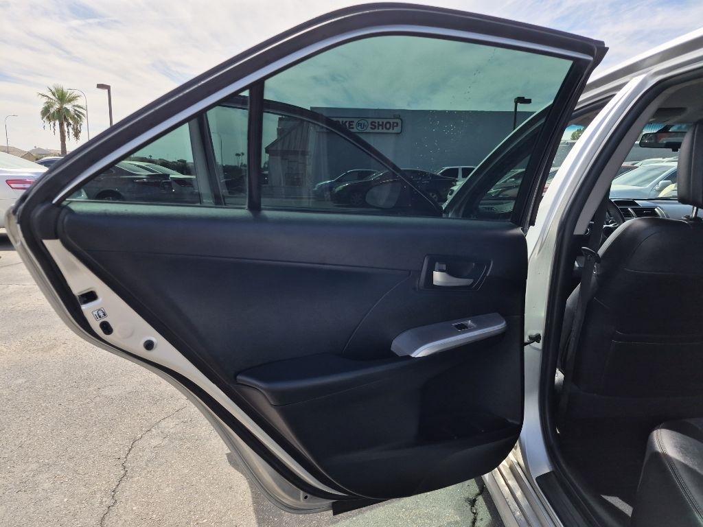 Toyota Camry  2012