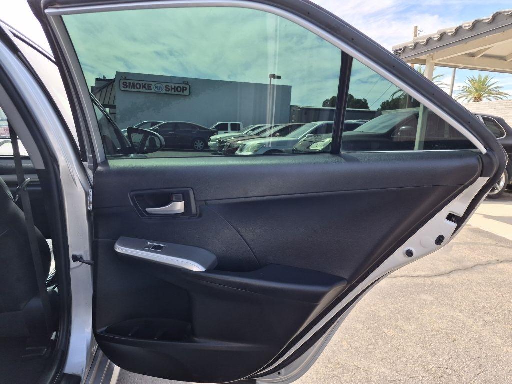 Toyota Camry  2012