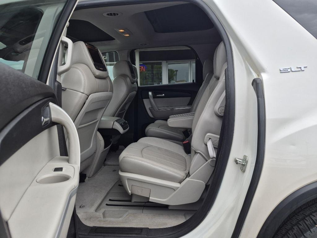 GMC Acadia  2010
