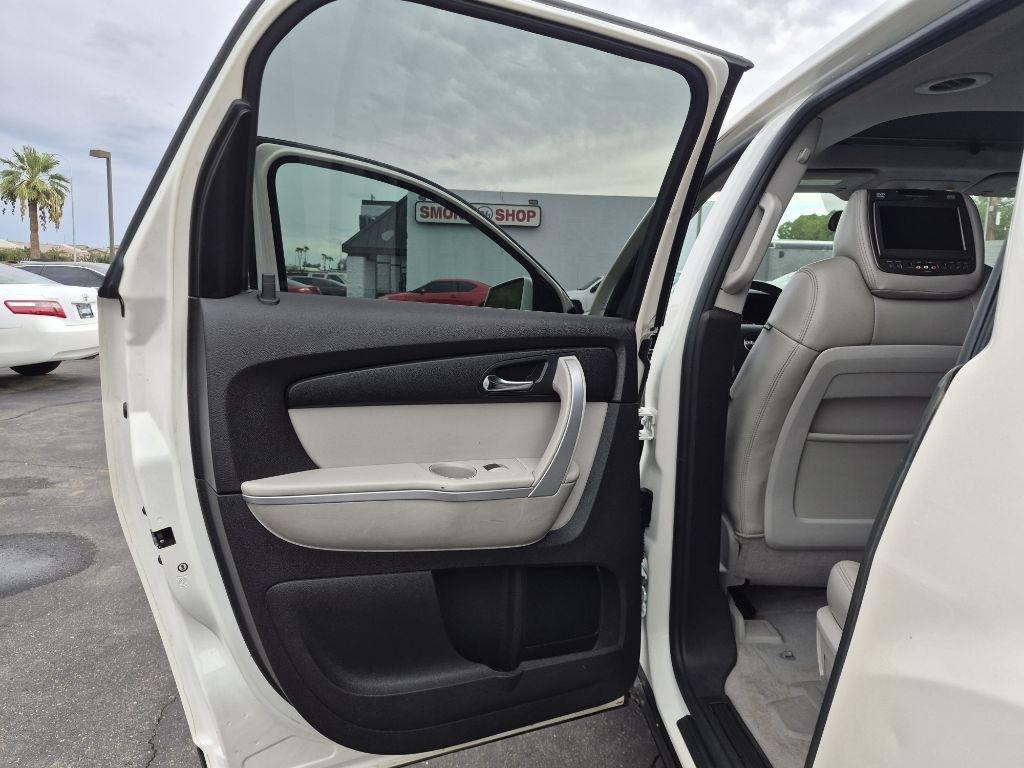 GMC Acadia  2010