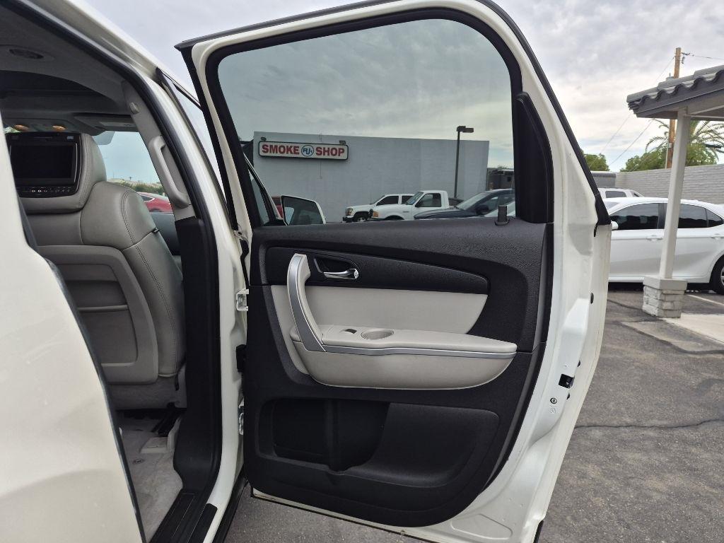 GMC Acadia  2010