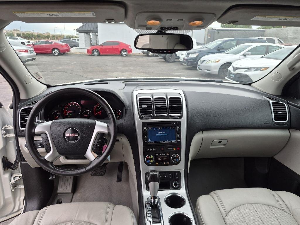 GMC Acadia  2010