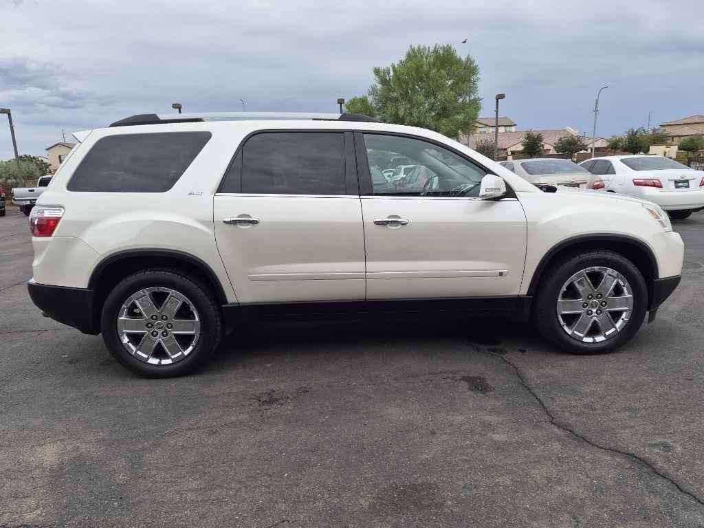 GMC Acadia  2010
