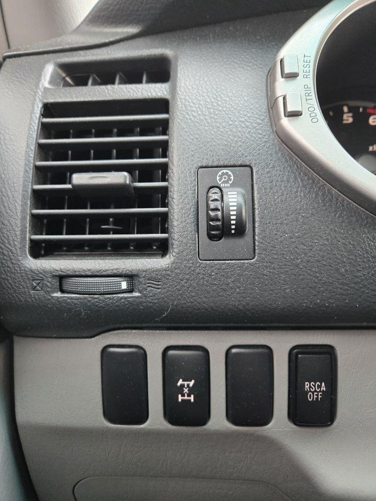Toyota 4Runner  2005