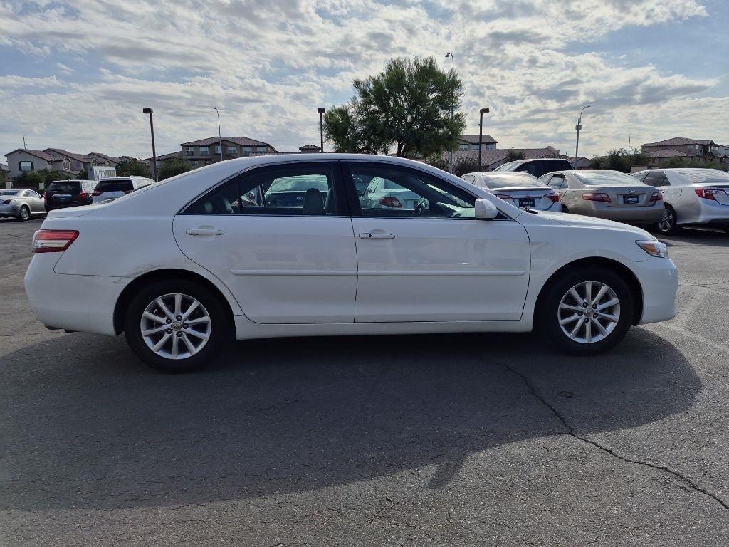 Toyota Camry  2010