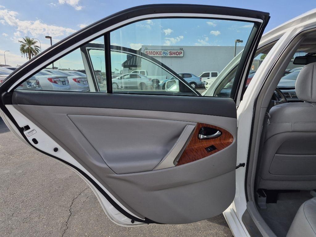 Toyota Camry  2010