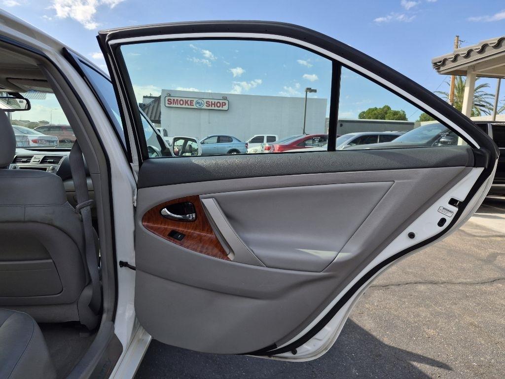 Toyota Camry  2010