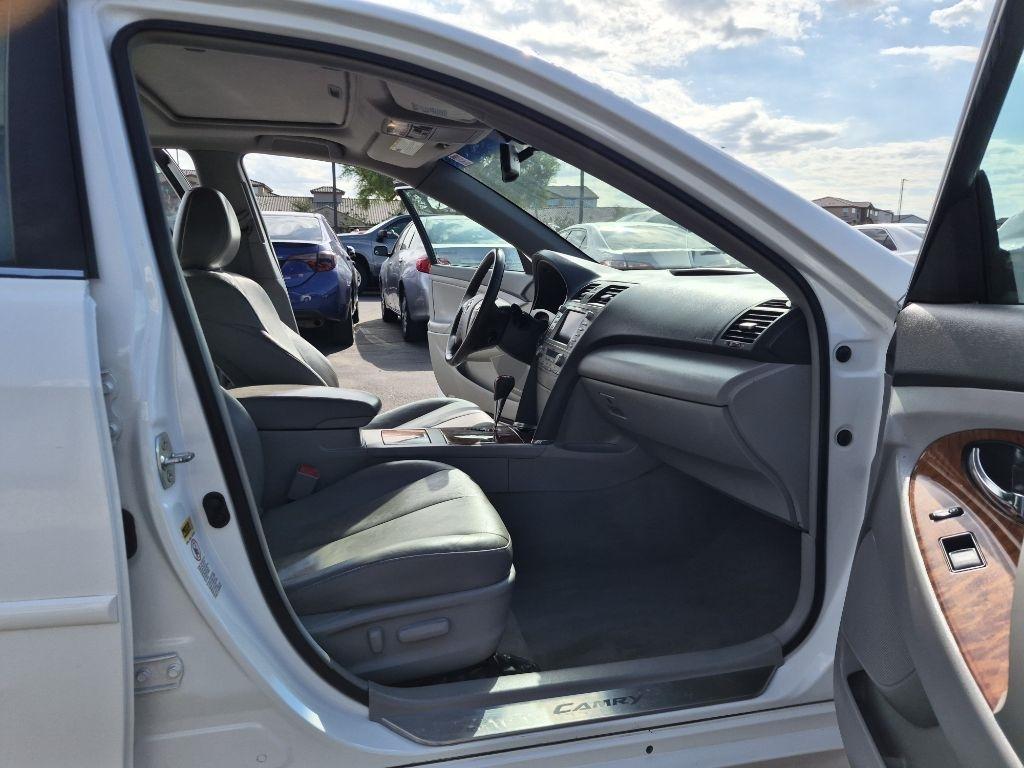 Toyota Camry  2010