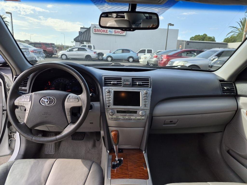 Toyota Camry  2010