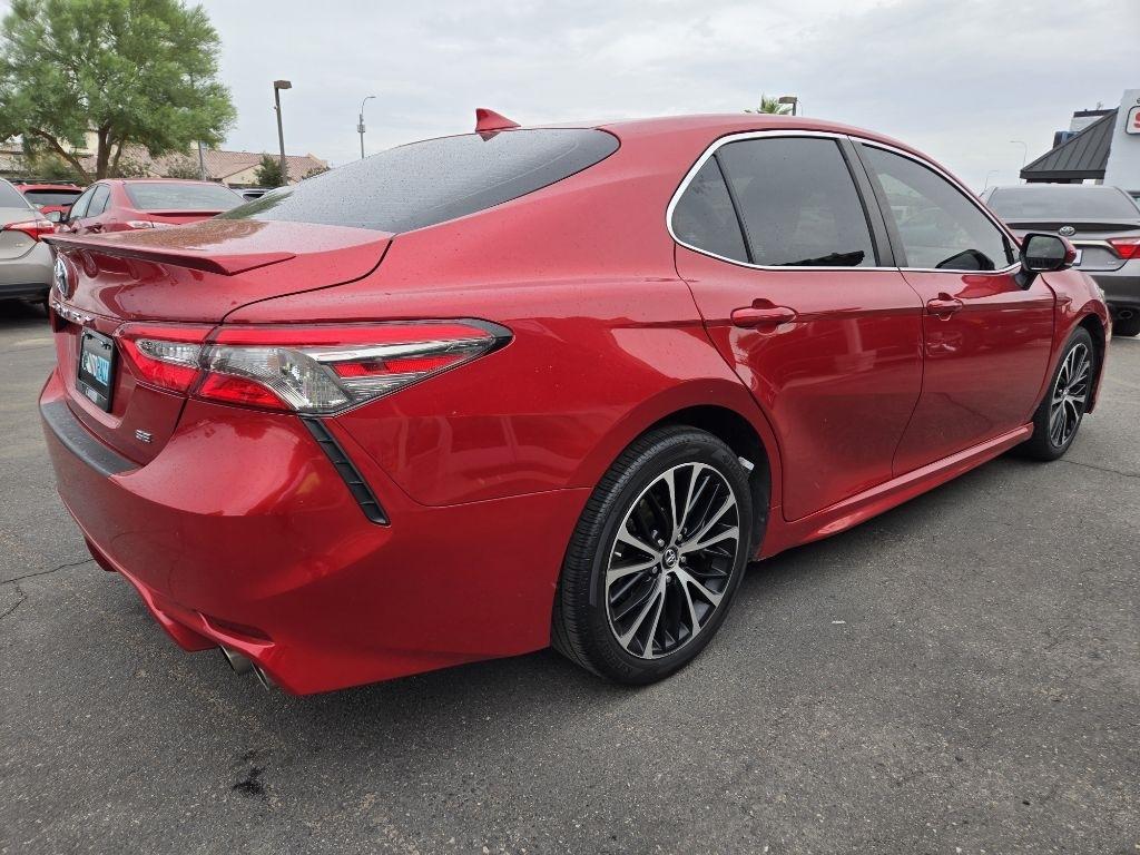 Toyota Camry  2019