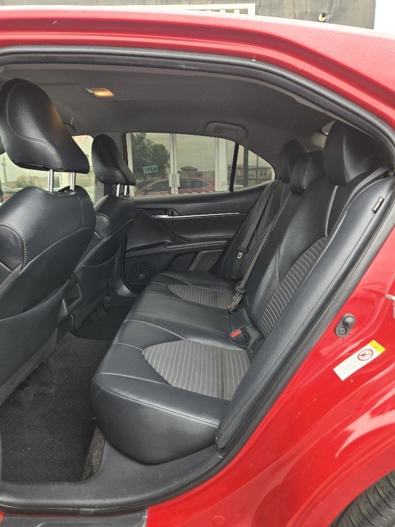 Toyota Camry  2019