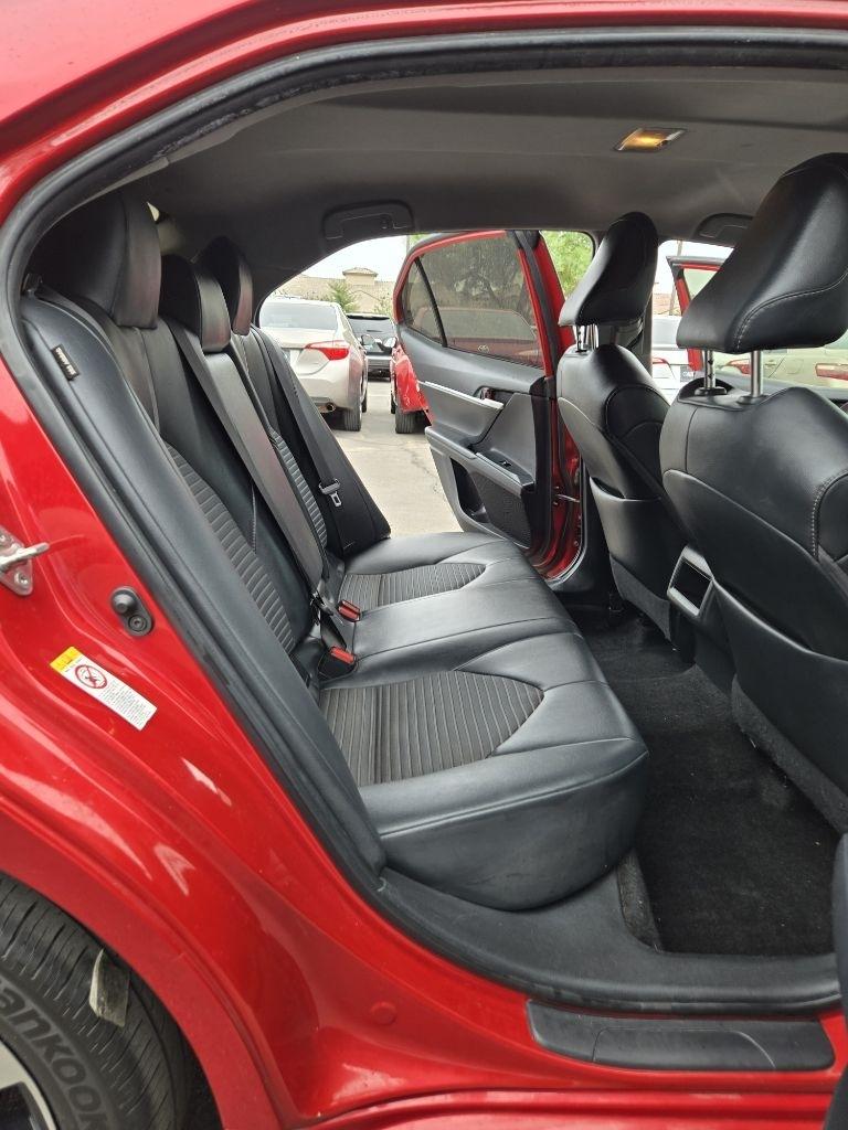 Toyota Camry  2019