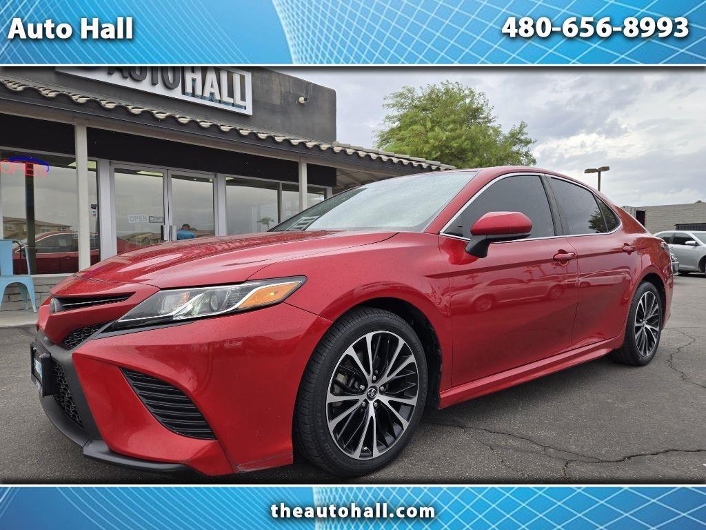 Toyota Camry  2019