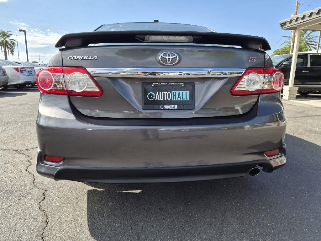 Toyota Corolla  2013