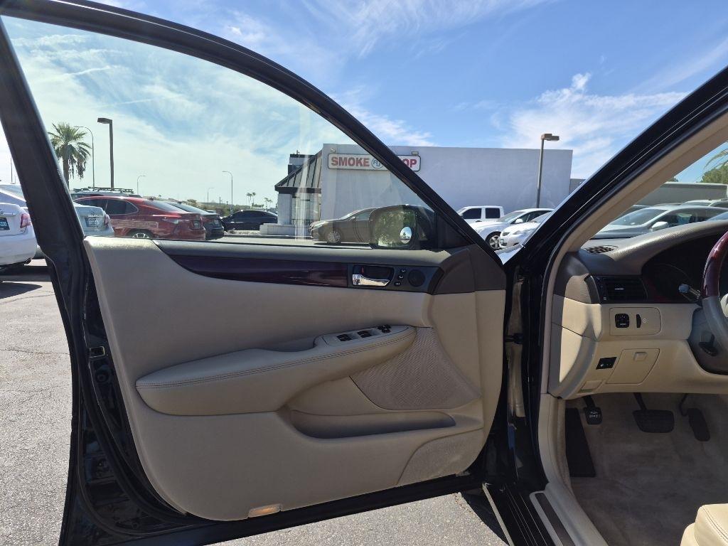 Lexus ES 330  2004