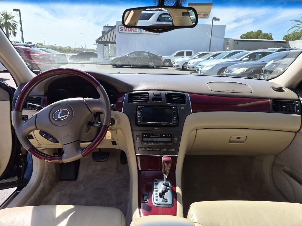 Lexus ES 330  2004
