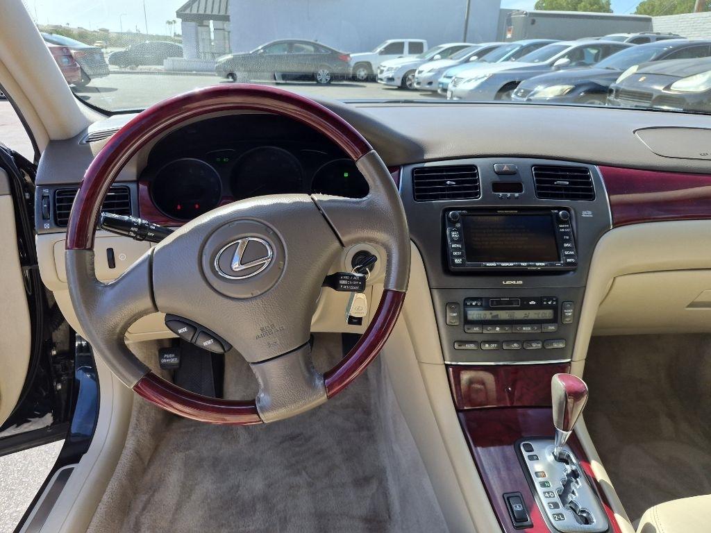 Lexus ES 330  2004