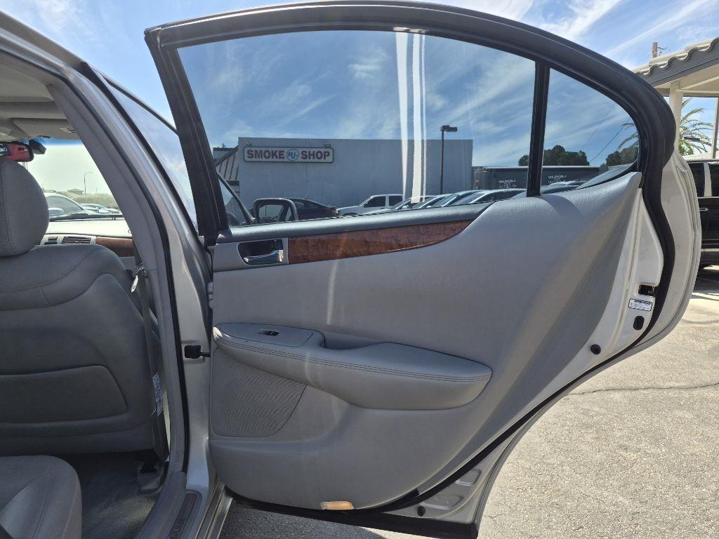 Lexus ES 330  2005