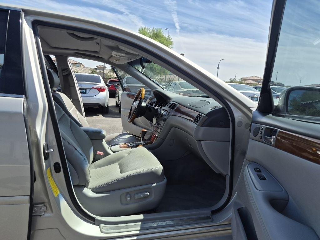 Lexus ES 330  2005