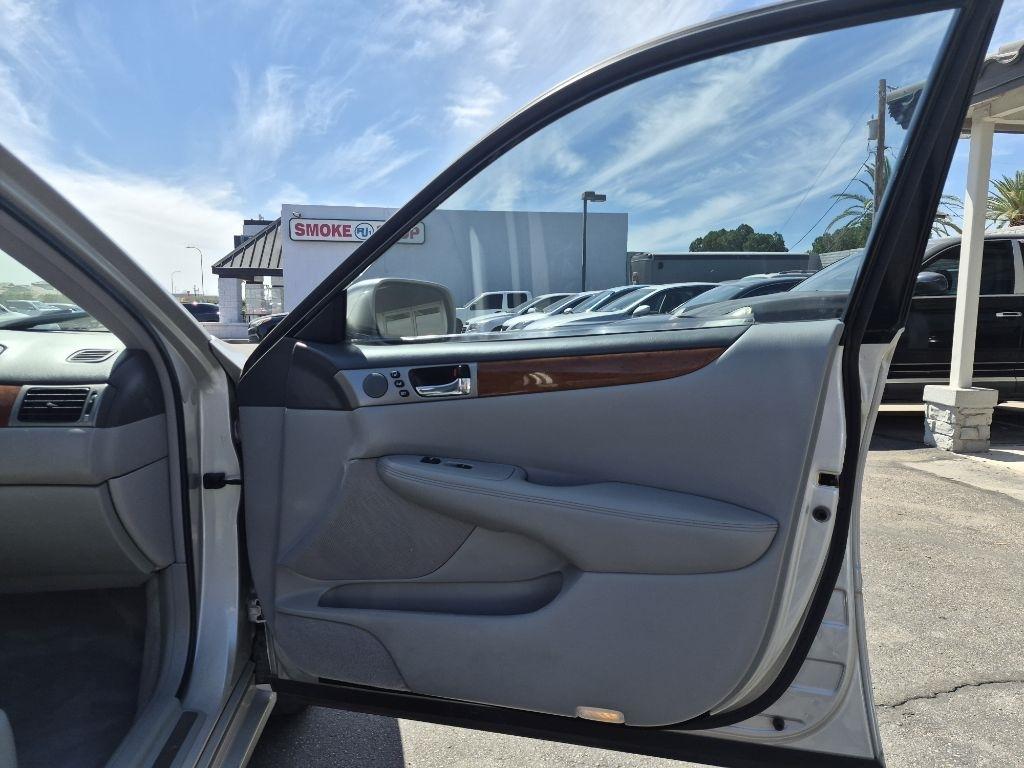 Lexus ES 330  2005