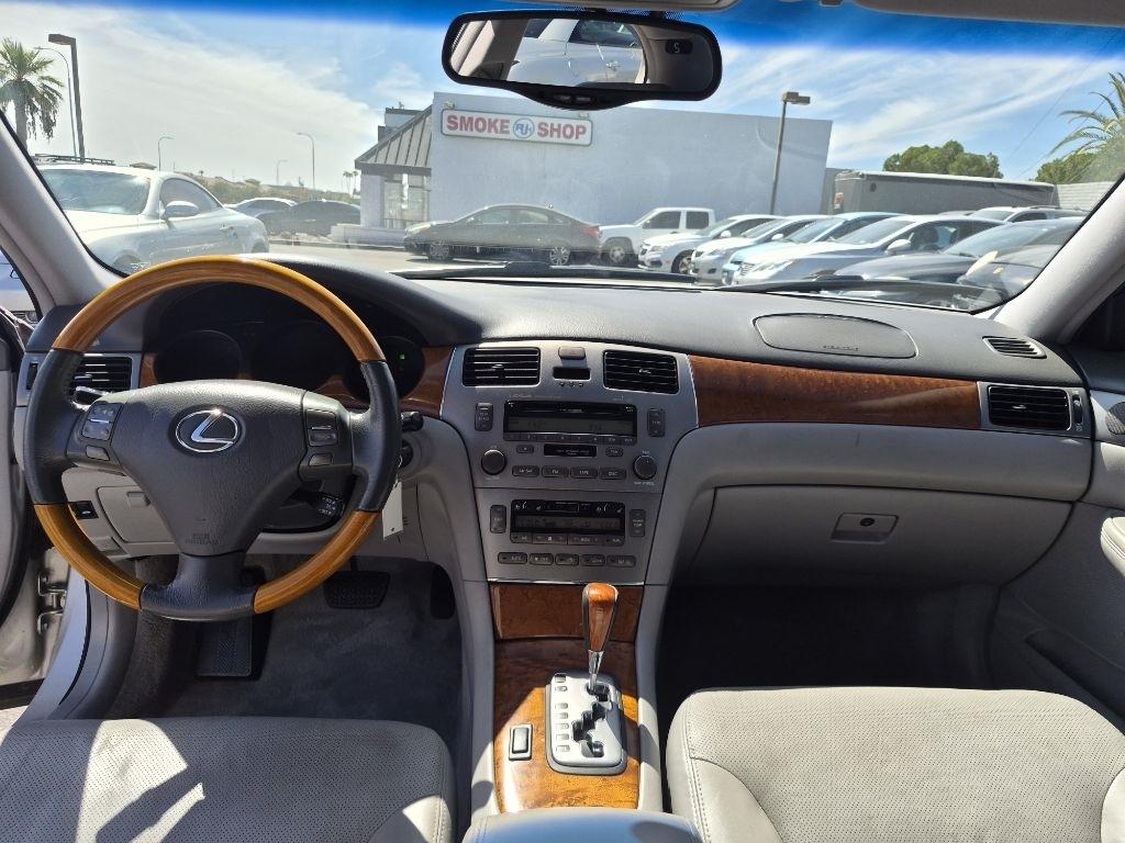 Lexus ES 330  2005
