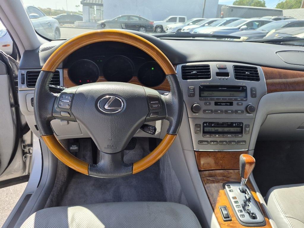 Lexus ES 330  2005