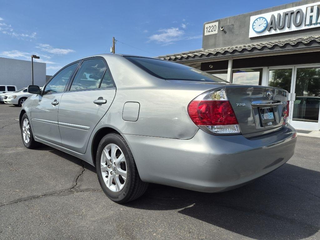 Toyota Camry  2005