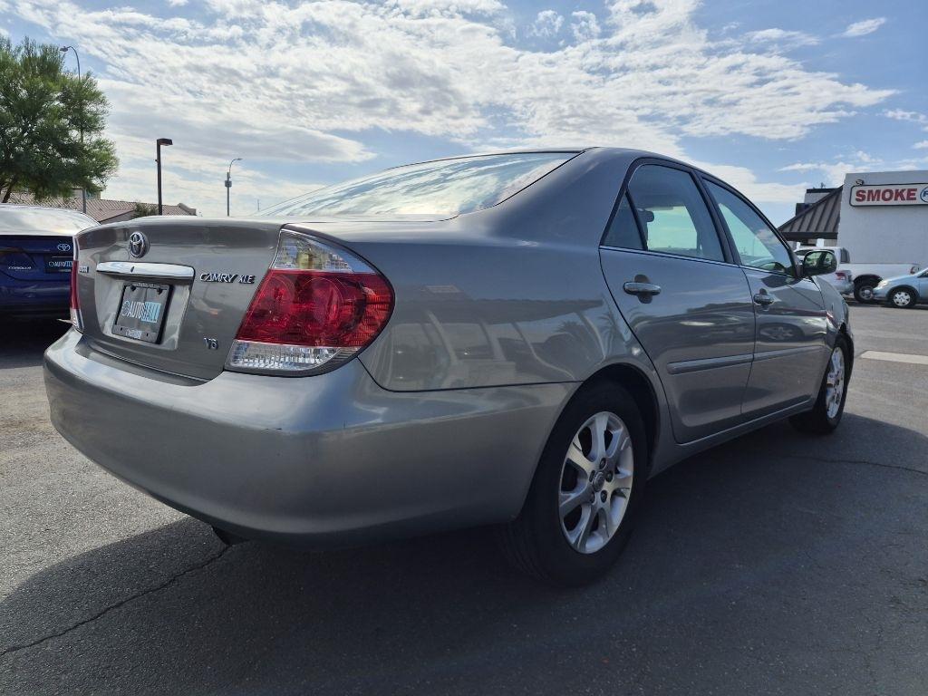 Toyota Camry  2005
