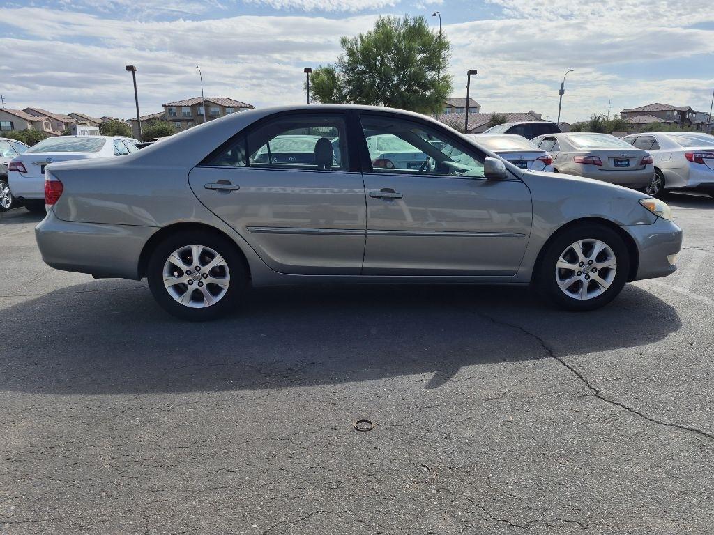 Toyota Camry  2005