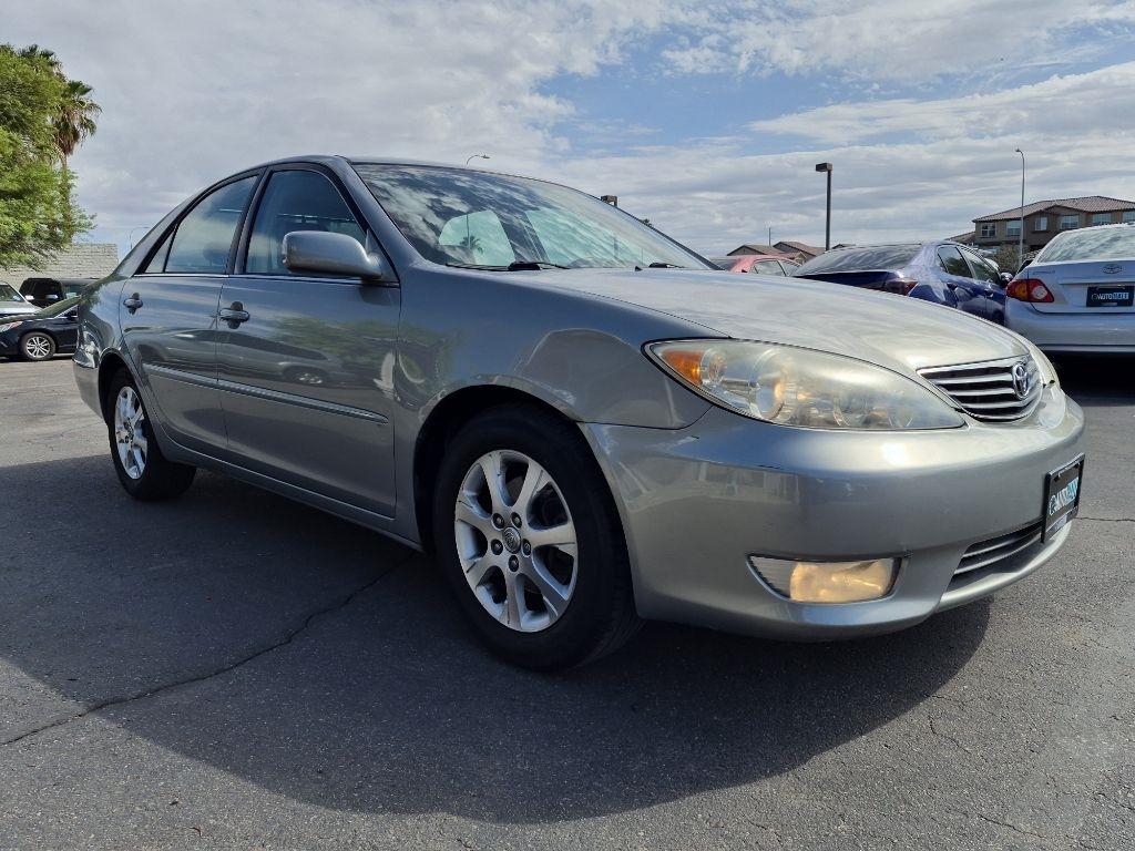 Toyota Camry  2005