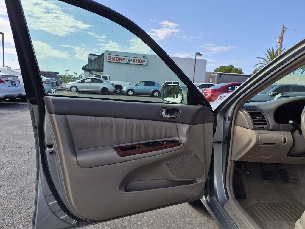 Toyota Camry  2005