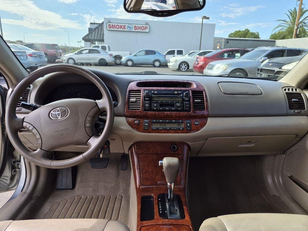 Toyota Camry  2005