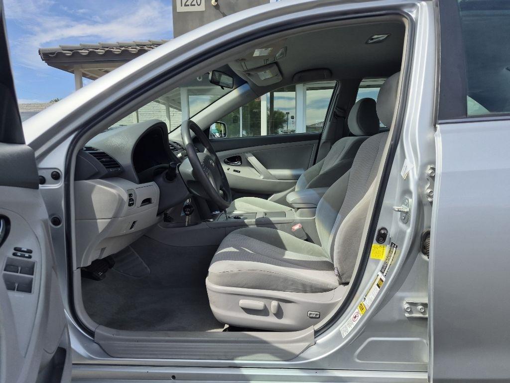 Toyota Camry  2011