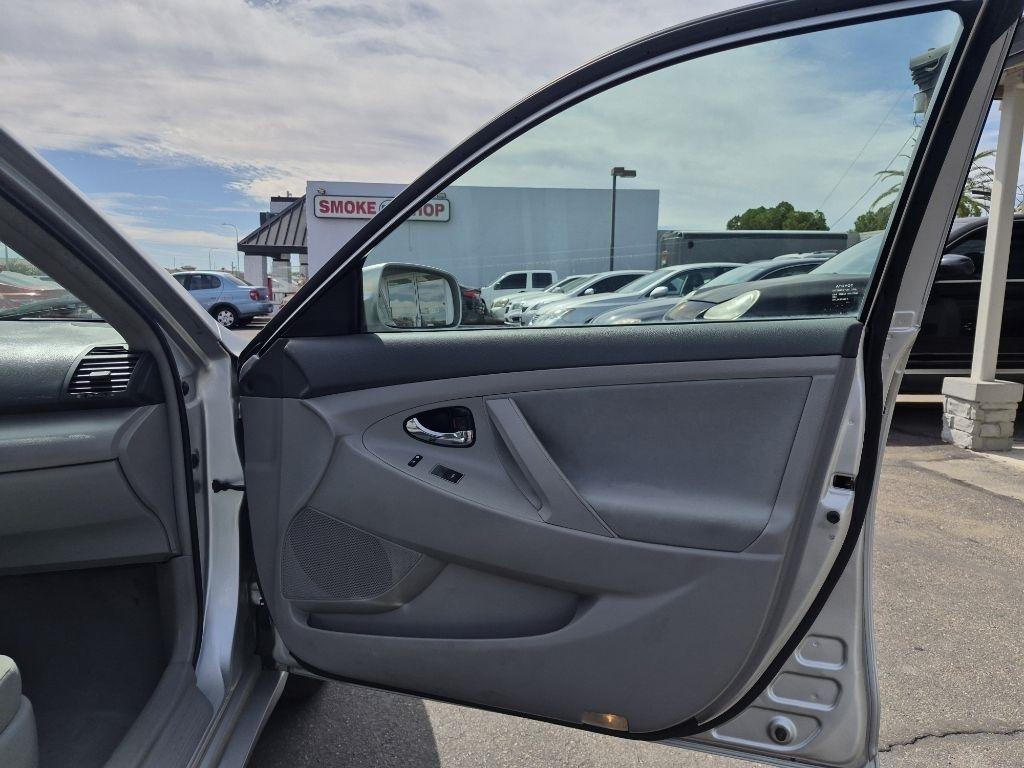 Toyota Camry  2011