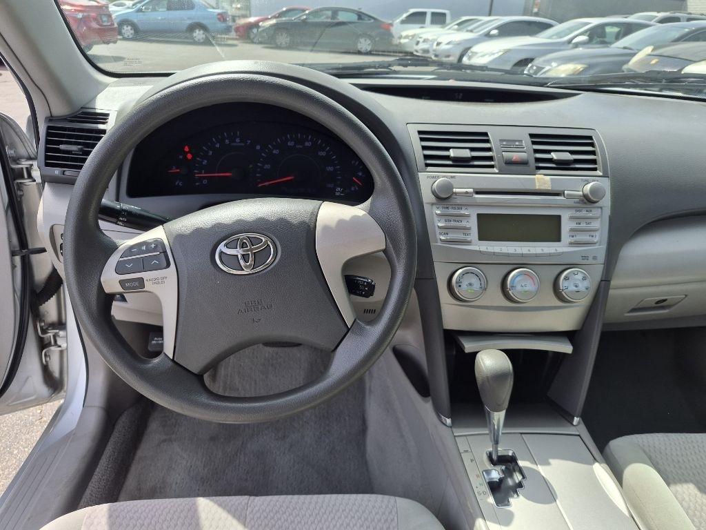 Toyota Camry  2011