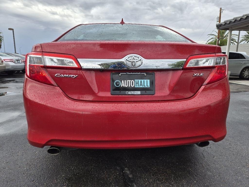 Toyota Camry  2012