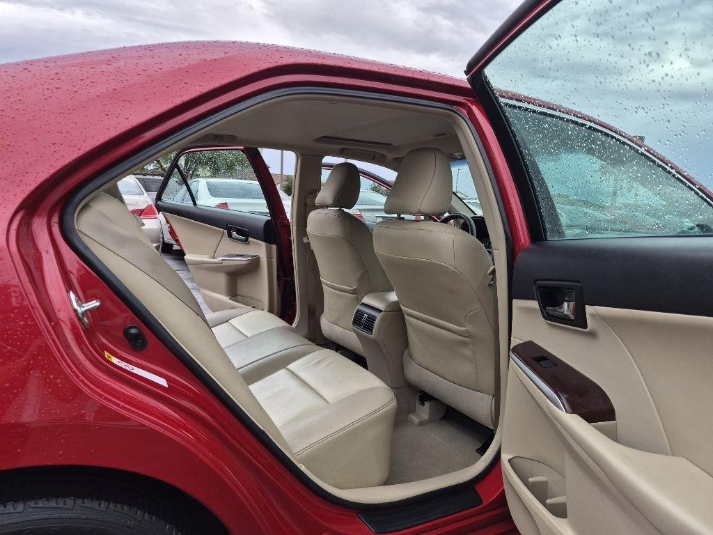 Toyota Camry  2012