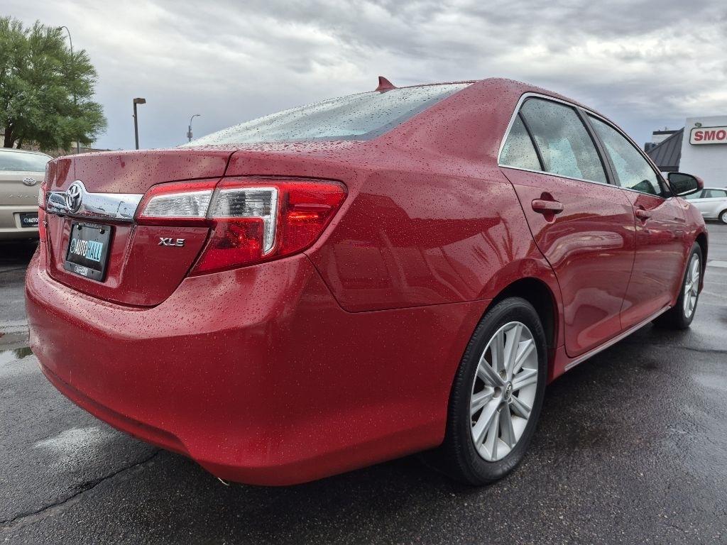 Toyota Camry  2012