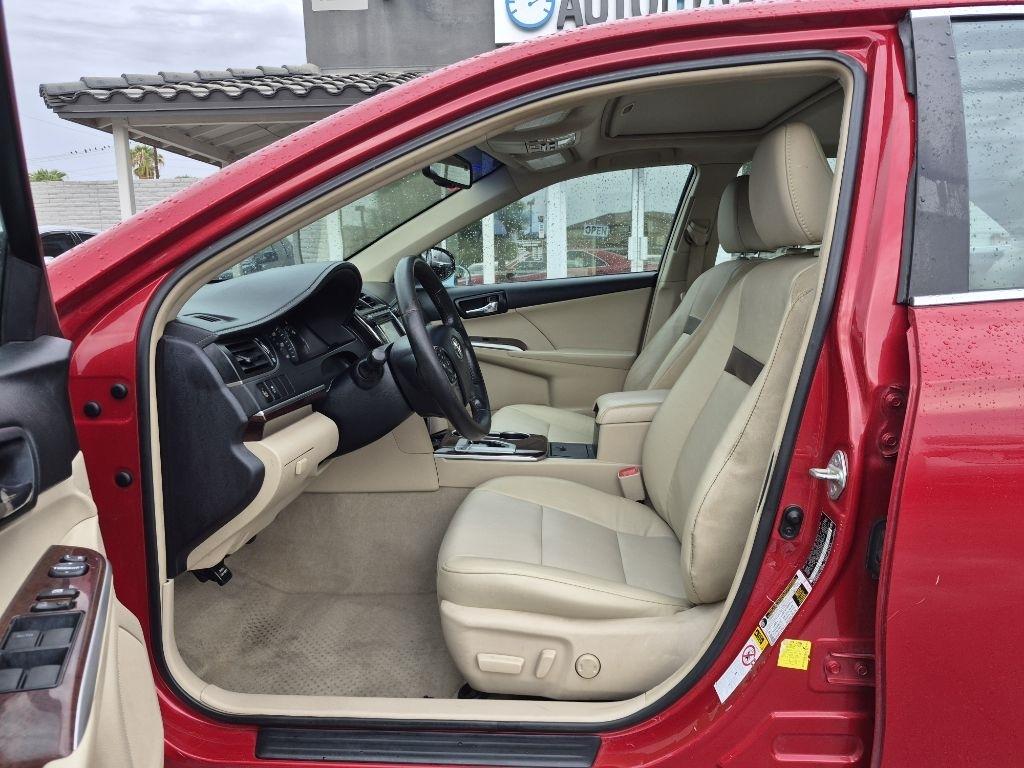Toyota Camry  2012