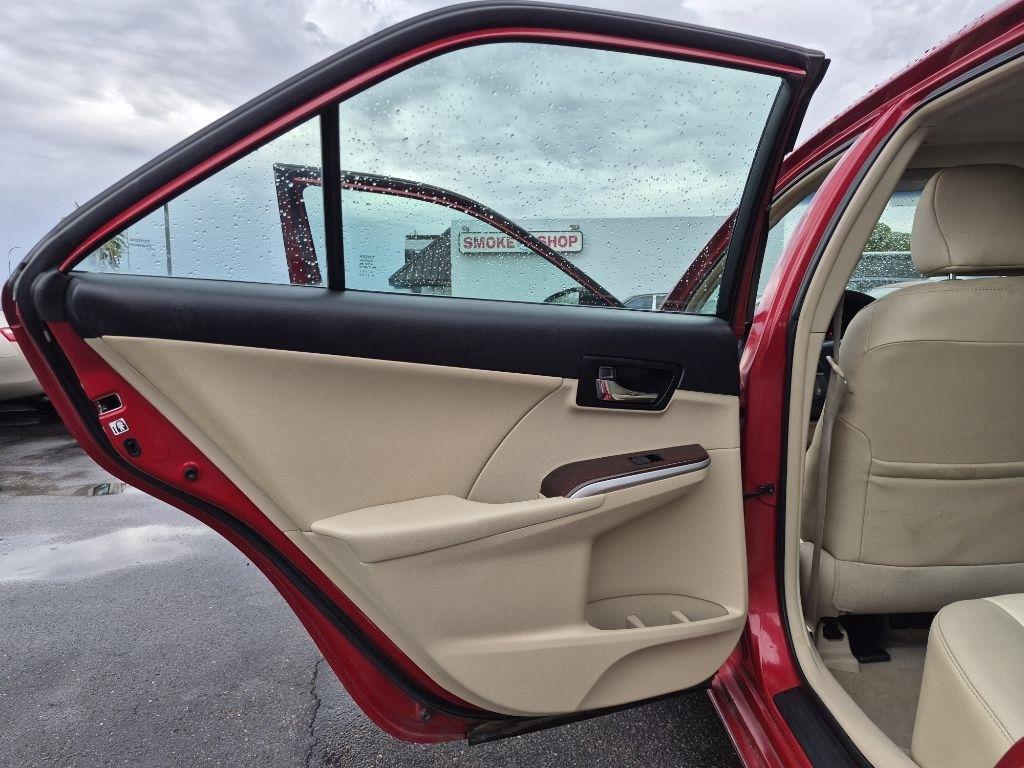 Toyota Camry  2012